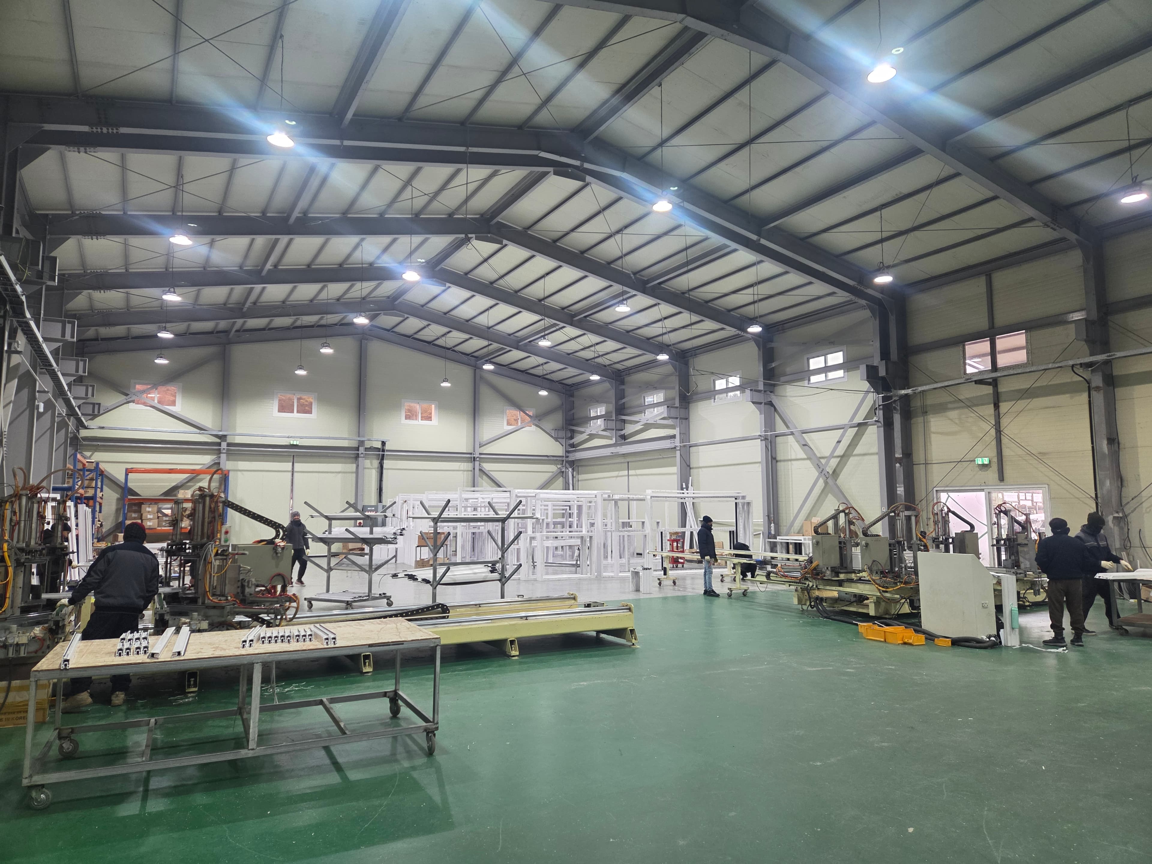 생산 라인 전경